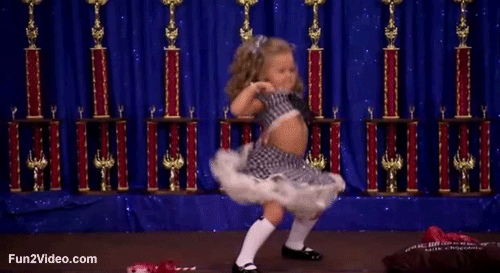 girl-dance-funny-gif-animation